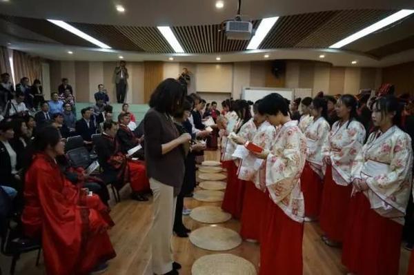 2018年5月21日山东青岛二中.jpg