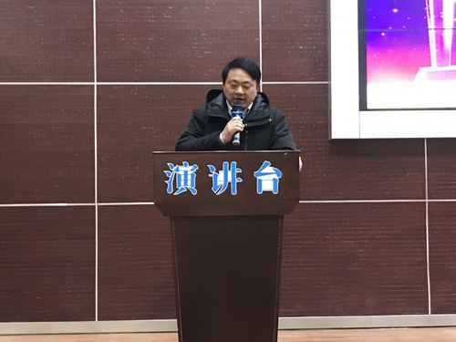 淮安工业中专隆重举行成人仪式